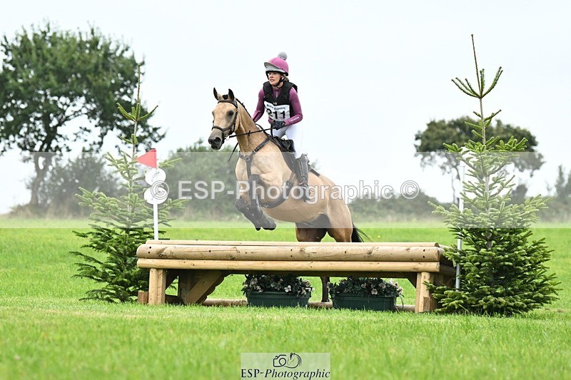 240831A-152200-04840 - 211-Fiona.Lewis-BALLYANNY.BUTTONS