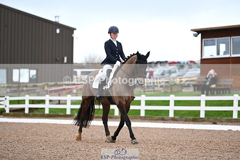 240218A-121638-07241 - 161-Katie.Warner-Active.Nuvalari