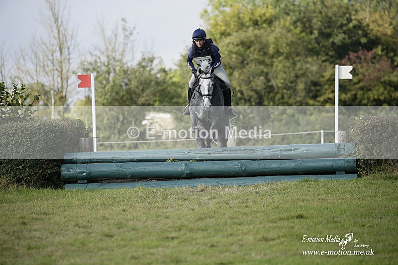  WWHT 171021 3355 - Intermediate (0.90m)  17/10/21