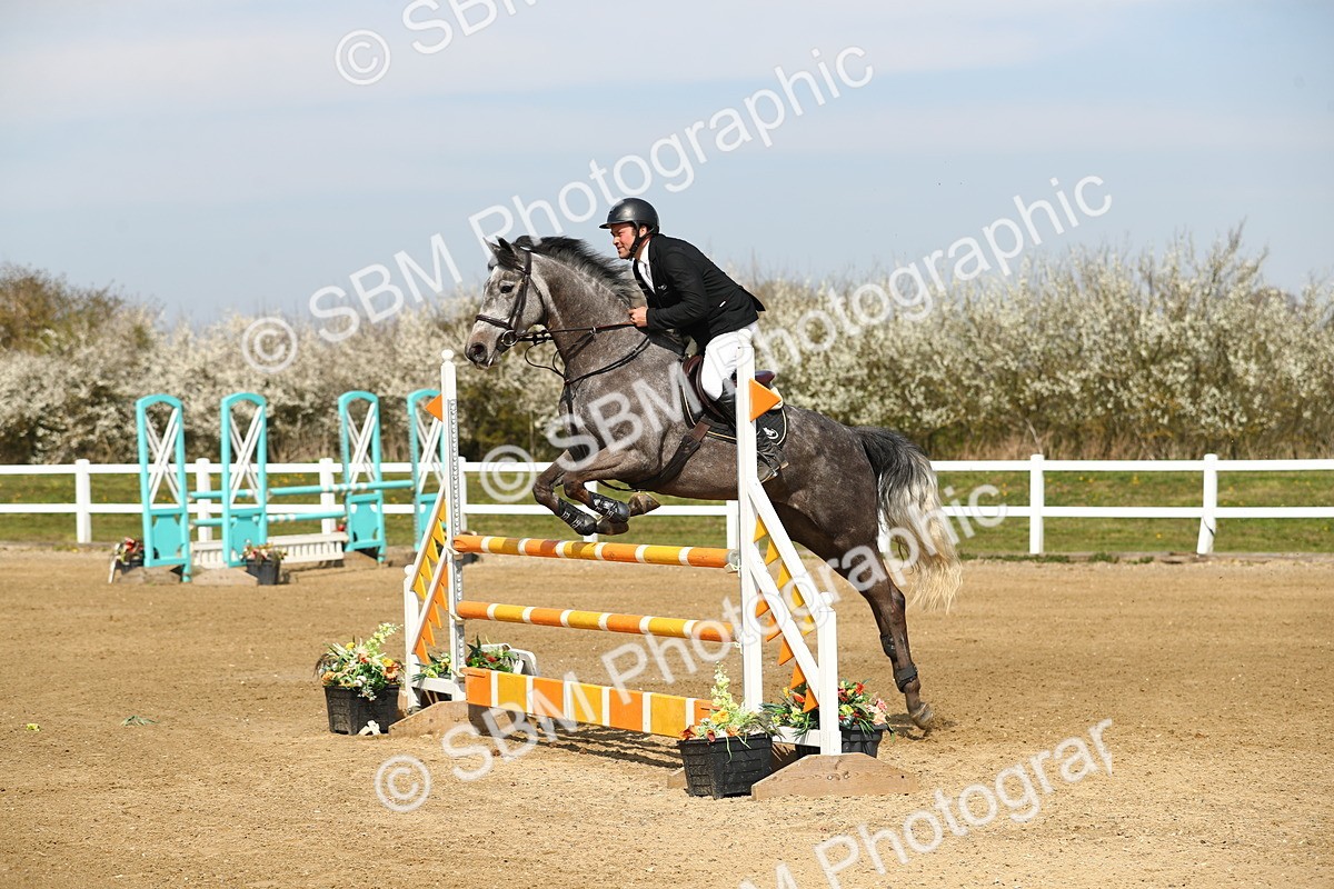 SBM_002472 - Class 10 - Senior Newcomers - 1.10m