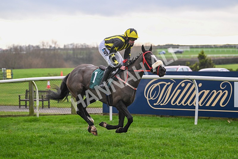 171224-Race 3-Not Staying Long-3148 - Race 3