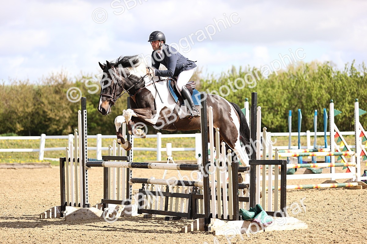 SBM_003289 - Class 15 - Senior British Novice - 90cm