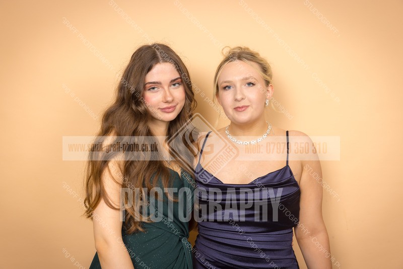 R5L1_2515 - Thurso high school 2025 - Senior prom