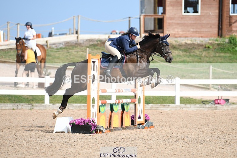 250725-163713-03973 - Cls 10 1.05m Amateur Quali