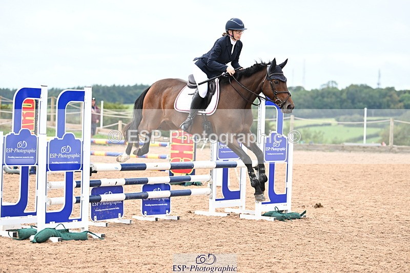 240908A-131548-03971 - Cls 15 U21 Intro 90cm-1.00m  Team Comp