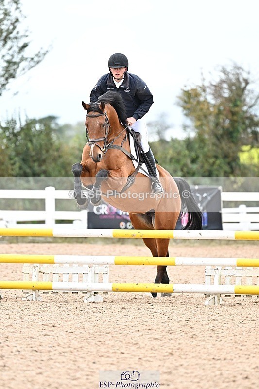 251015-105735-00136 - Cls 1 British Novice and 90cm Open