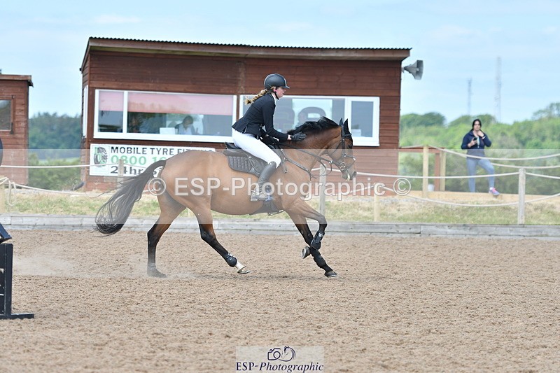 240609A-114018-04675 - Cls 17 Snr 1.05m Open