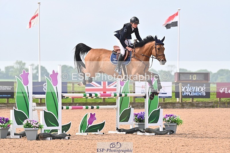 260509-105555-01743 - Cls 26a Snr Foxhunter