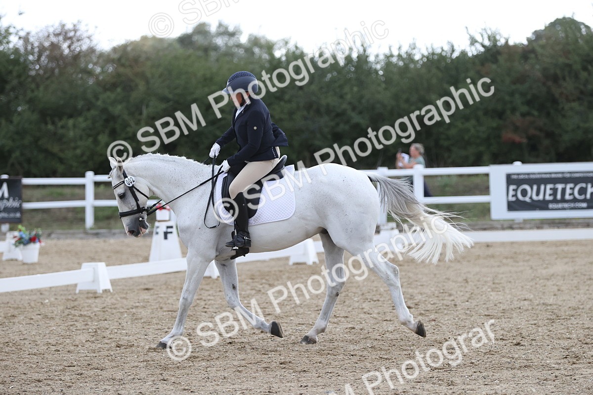 SBM_004225 - Class 9 - Novice 3 Champs