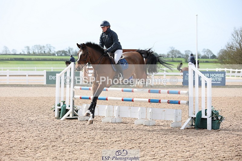 240406A-104000-02805 - Cls 20 British Novice and 90cm Open