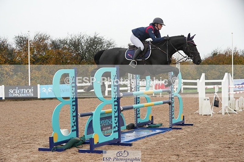 251107-124509-00782 - Cls 5 Newcomers and 1.10m Open