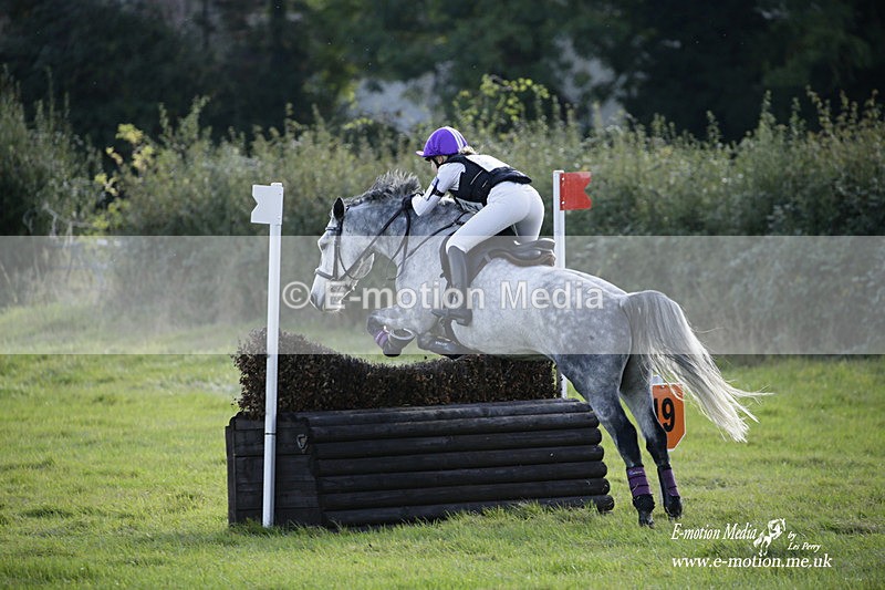  WWHT 171021 3547 - Intermediate Pairs (0.90m)  17/10/21