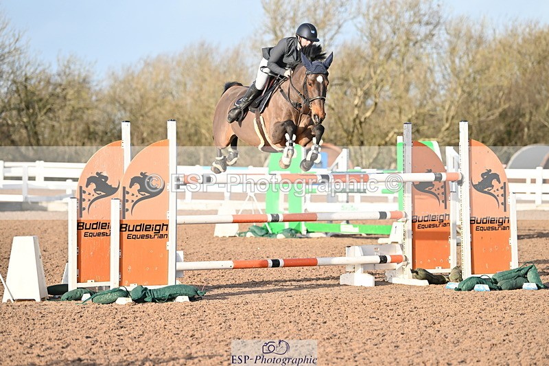 231209A-134930-01948 - Cls 15 National 1.30m & 1.40m