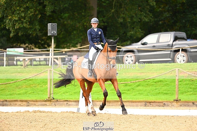 231021-100103-12942 - 330-TRINITY.THANKS.AWFULLY-Imogen.Gloag-DR