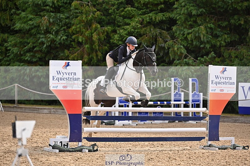 250802A-100530-00389 - B-060-Lola.Straffen-ROSLAY.BABY.BELLE