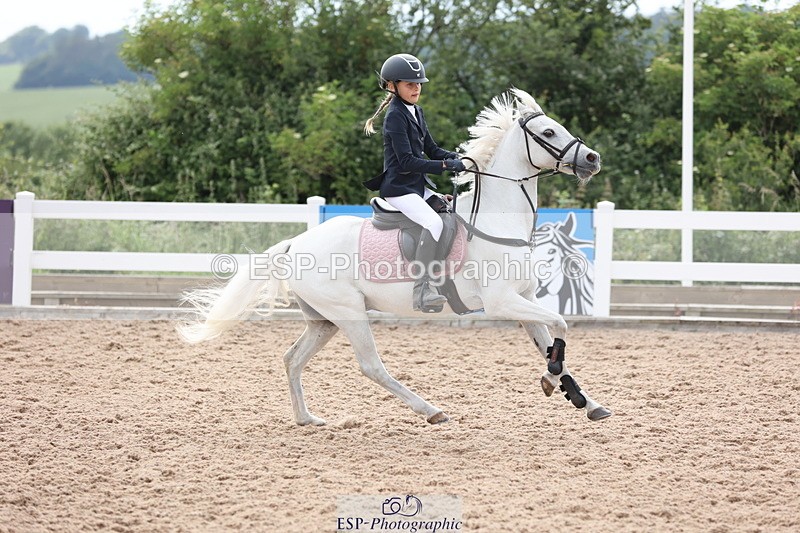240630A-172600-16745 - Cls 30 11 Yrs and Under 128cm