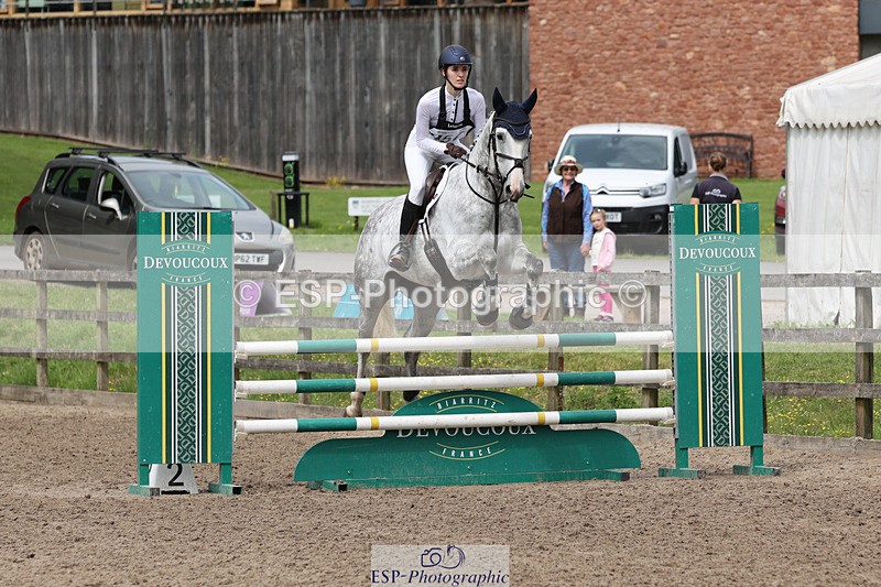 240804-114758-12821 - 457-Lydia_Stuart-SAUNDERSCOURT_FURISTOS