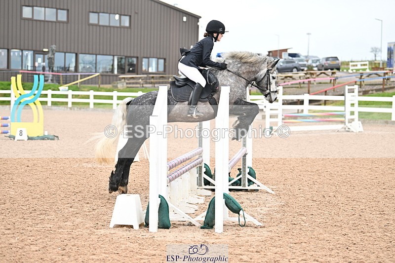 240309A-100447-00010 - Cls 1 Pony Intro 70cm