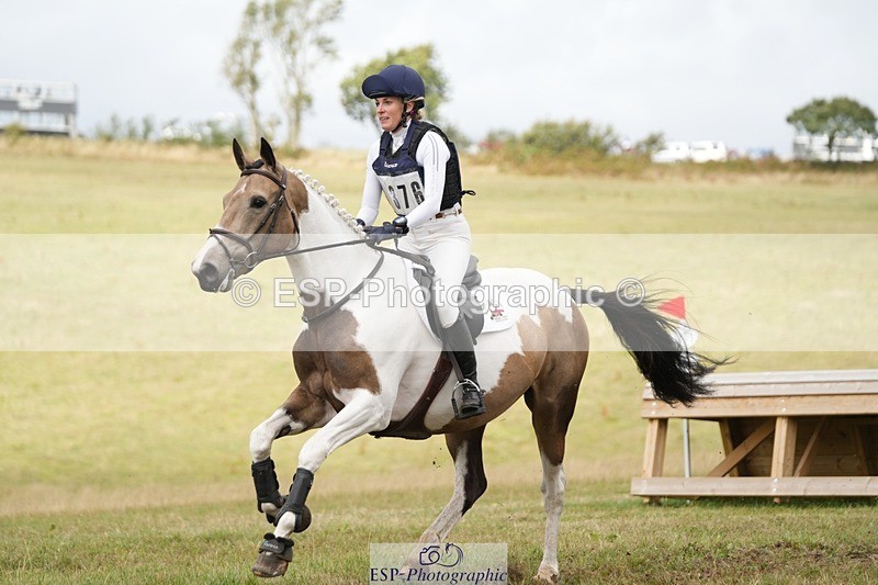 250831-125446-09587 - H-376-Chloe.Robinson