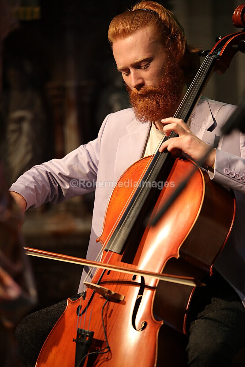 FOLK N BLUES-434 - FOLK and BLUES SEPT 2022