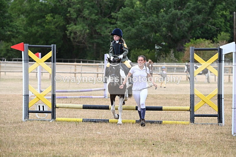 WJ6_9363 - Class 12 Minimus Jumping 45cm