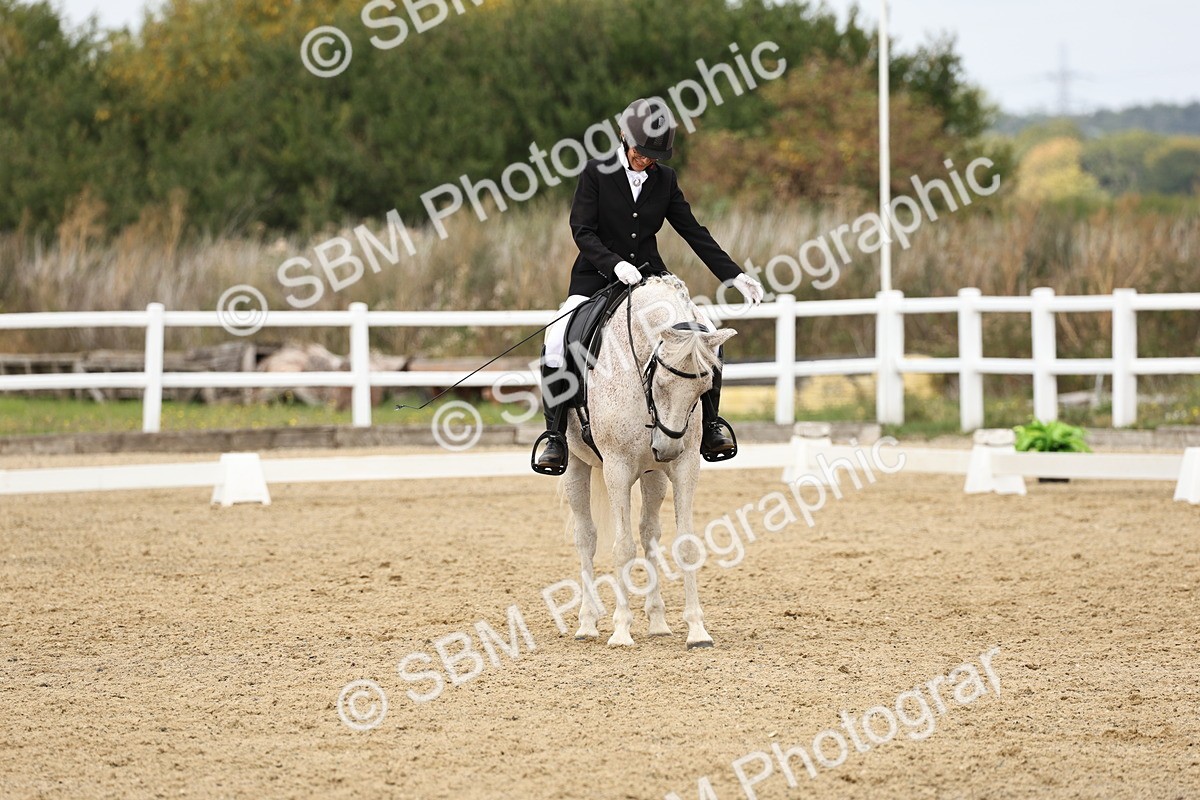 SBM_013177 - Class 3 - Novice 4 - 11.43-12.25