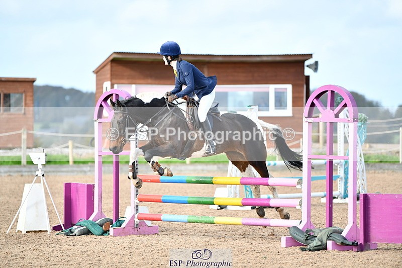 241026A-112739-01016 - SAT Cls 24+25 Club and Schools 80cm