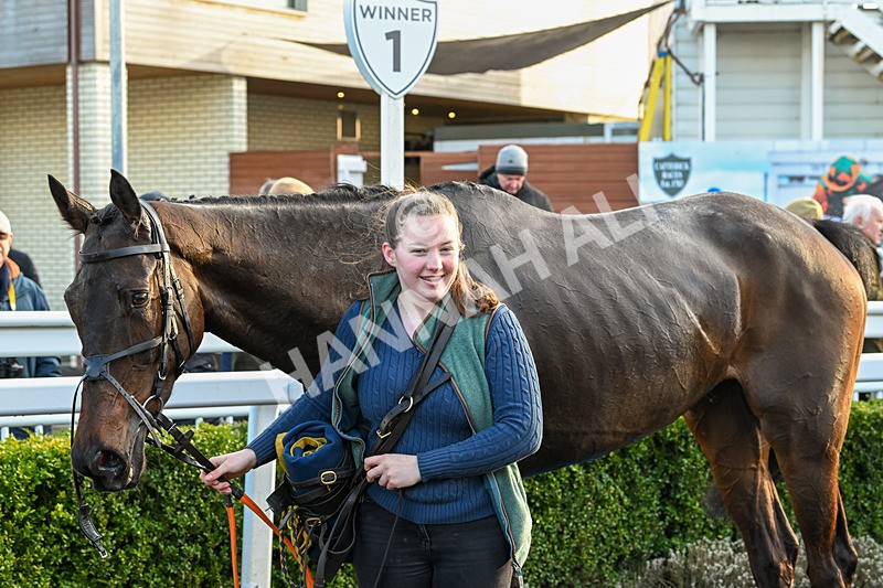 120224-Race 4-Val Dancer-1530 - Race 4