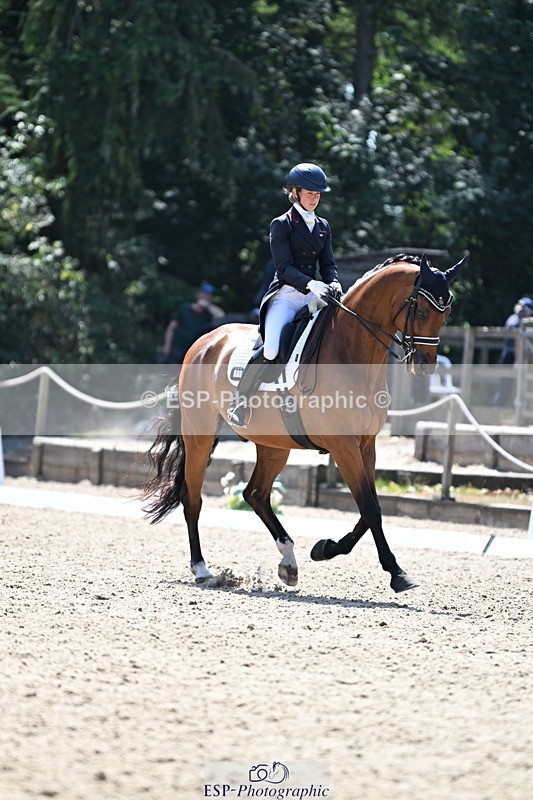 250810A-134823-07097 - 111-Elizabeth.AllenHeraldik