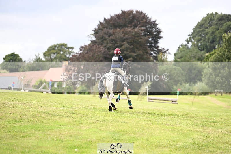 240825X-160010-36156 - 80cm XC 15.30 to 16.30