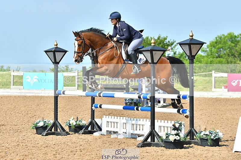 230609A-101115-00043 - Cls 1 Snr 1.05m & 1.10m Open