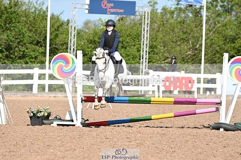 250504-102534-02068 - Cls 15+16 Club and Schools 70cm