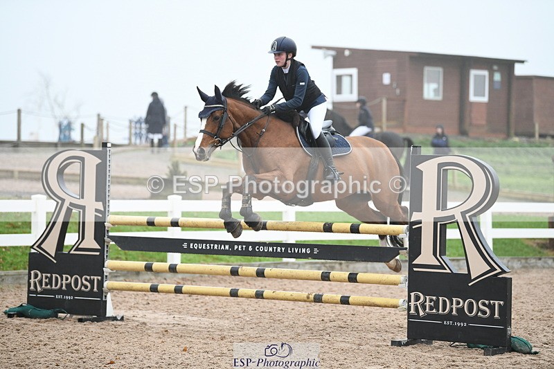 241103A-112225-07774 - SUN Cls 21 Snr Newcomers and 1.10m Open