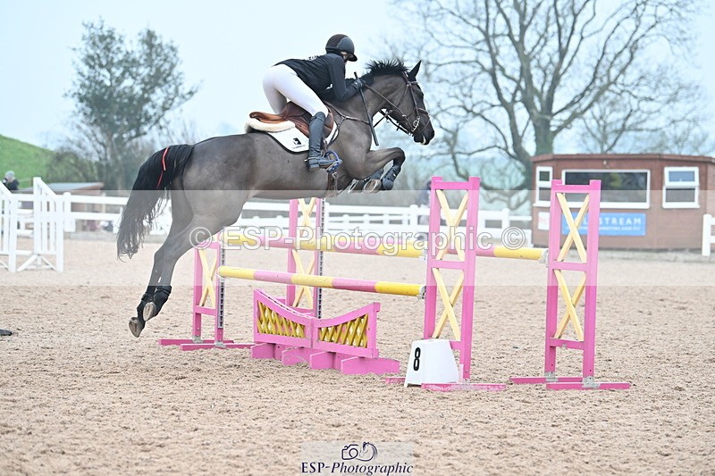 240113A-124229-02033 - Cls 12 Newcomers and 1.10m Open