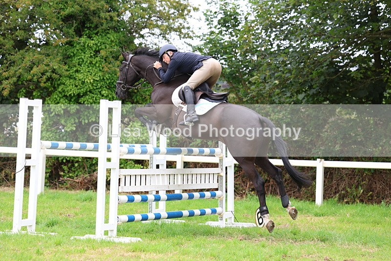 3E7A8637 - Class 8: Senior Foxhunter/1.20m open