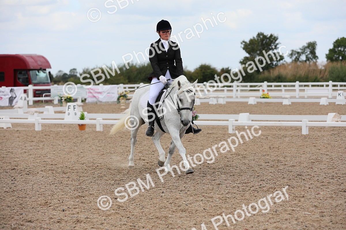 SBM_05678 - Class 32 Novice 1