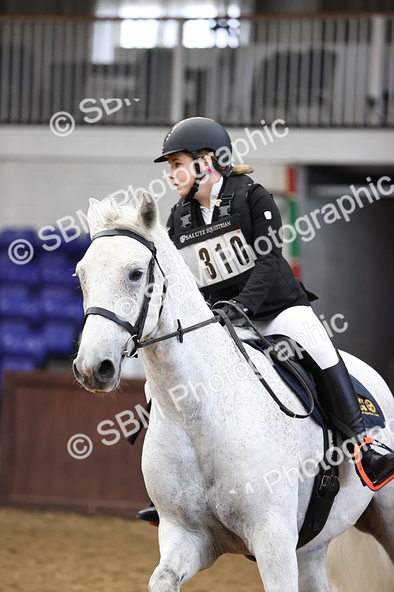 SBM_001892 - Class 5 - Henlow Veterinary Hospital - 70cm Area 12 Championship Qualifier