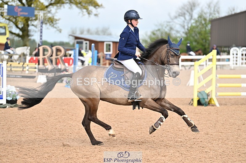 240506A-110252-08380 - Cls 3  Pony Discovery & 90cm Open