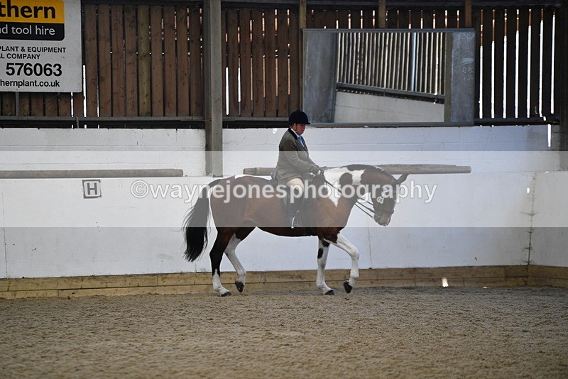 WJ5_5900 - Class 9 Ridden Veteran