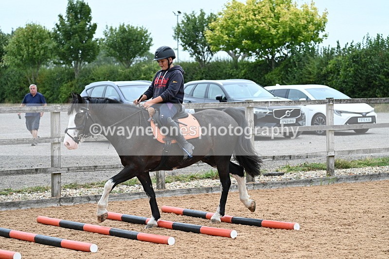 WJ7_9517 - Poles 14:00