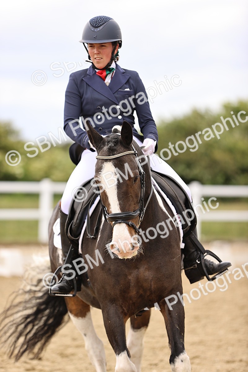 SBM_002125 - Class 2 - Novice 4 - 10.36-11.39