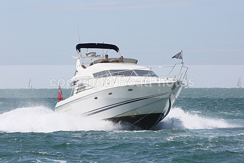 160813 IMAGE - SUNSEEKER MANHATTAN 46 Y92A2140 - Flybridge Cruisers
