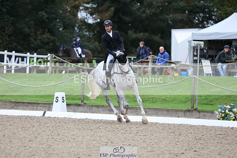 241024-090234-01015 - 121-Tommy.Greengard-EL.PORVENIR.LUIGI