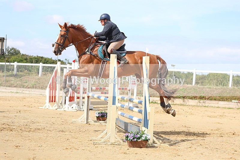 3E7A3537 - Class 4: Senior British Novice/90cm open