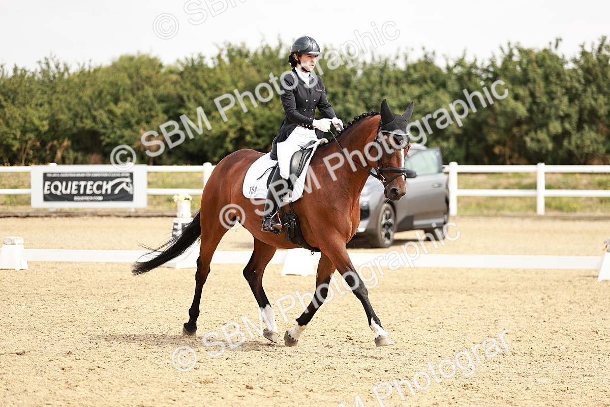 SBM_002645 - Class 6 - Novice 6 Silver - 10.17-11.20
