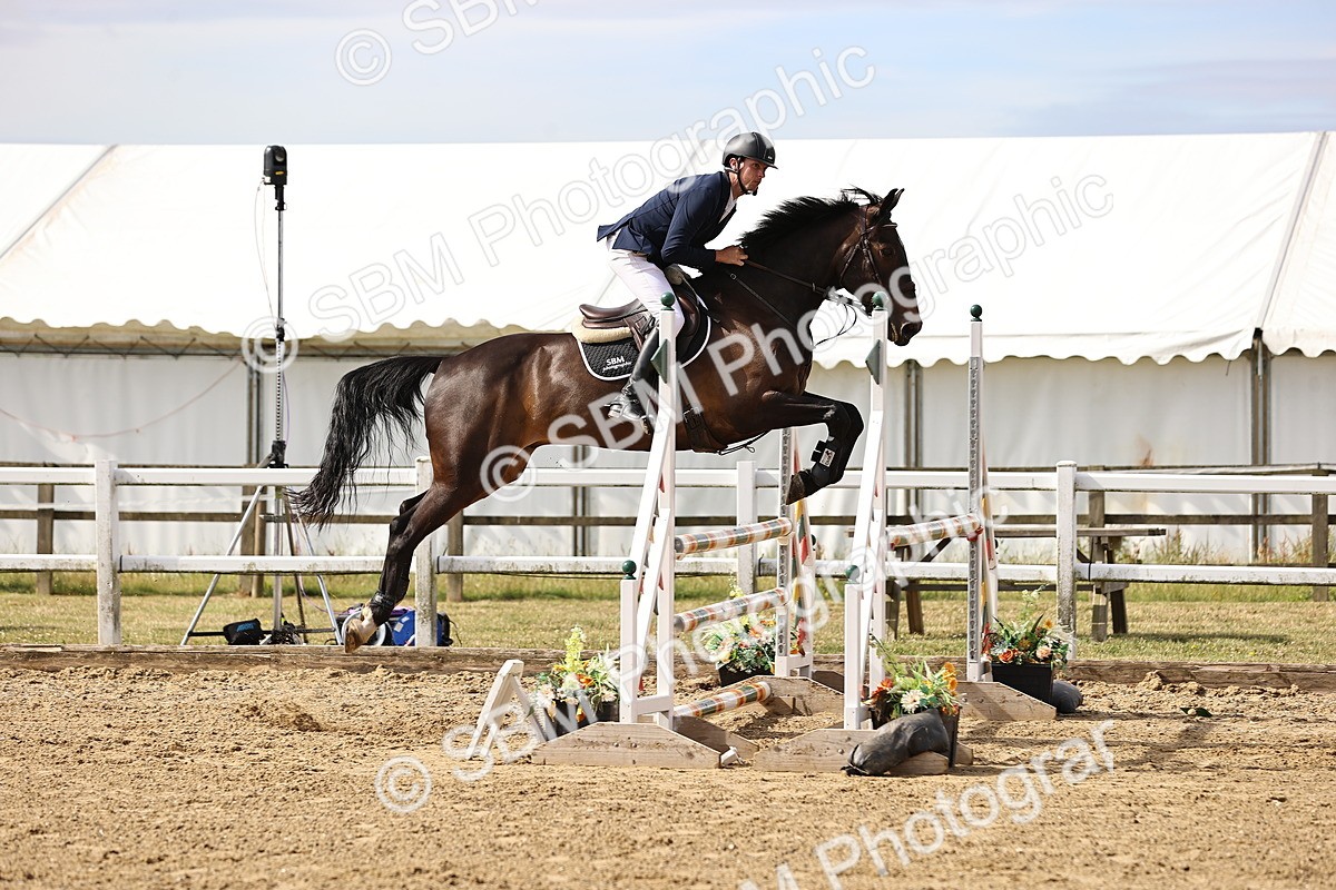 SBM_009316 - Class 7 - Senior Discovery - 1.00m Open