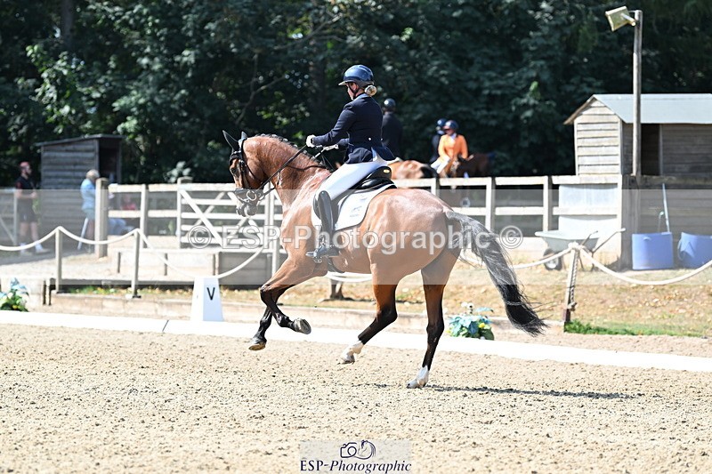 250810A-110953-05759 - 071-Abbie.NewburySeagry.Viceroy