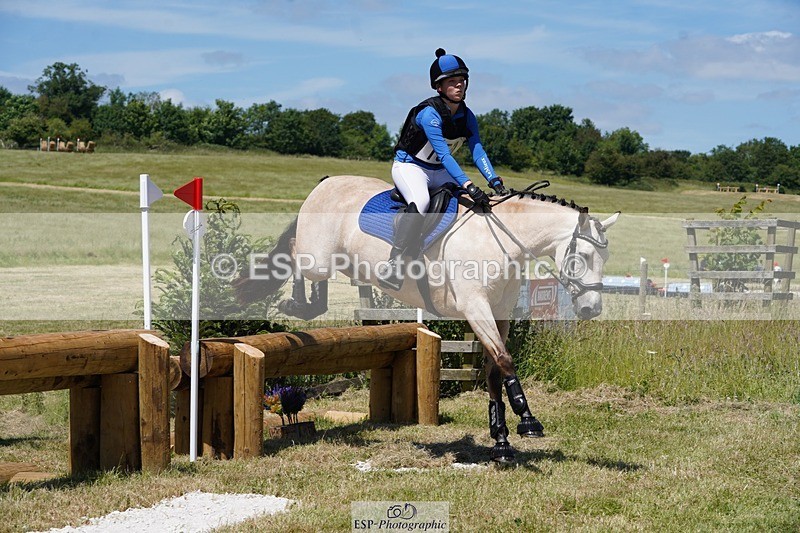 240629X-132644-2893 - 151-Issy_Baldock-CREGGS_DUN