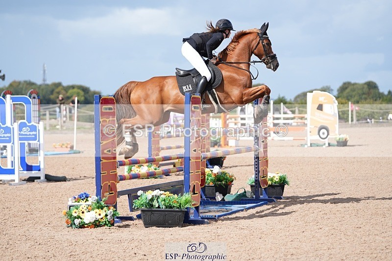 250913-120202-06807 - Cls 15 Snr Foxhunter