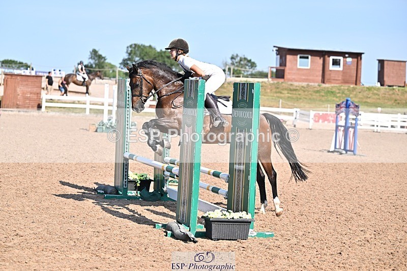 260714-165248-00119 - 70cm Classes